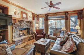 Luxurious 2 Bedroom Condo 50 Feet From The Slopes! condo